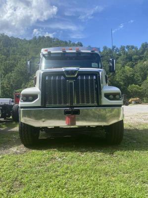2025 WESTERN STAR 47X Cab Chassis Truck #1013 2025 WESTERN STAR 47X Cab Chassis Truck #1013