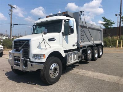 NEW 2020 VOLVO VHD84F300 DUMP TRUCK #$vid