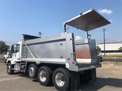 NEW 2020 VOLVO VHD84F300 DUMP TRUCK #$vid