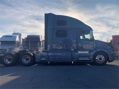 NEW 2021 VOLVO VNL64T860 SLEEPER TRUCK #$vid