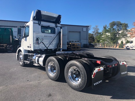 NEW 2020 VOLVO VNR64T300 DAYCAB TRUCK #$vid