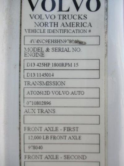 USED 2017 VOLVO VNL64T300 DAYCAB TRUCK #$vid