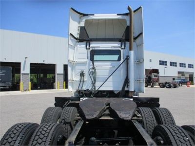 USED 2017 VOLVO VNL64T300 DAYCAB TRUCK #$vid