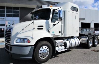 USED 2016 MACK PINNACLE CXU613 SLEEPER TRUCK #$vid