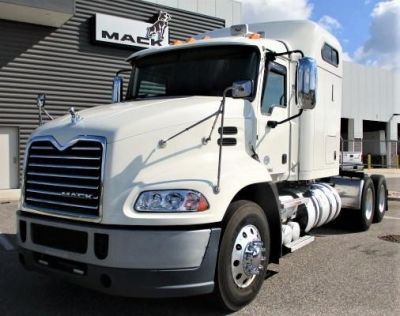 USED 2016 MACK PINNACLE CXU613 SLEEPER TRUCK #$vid