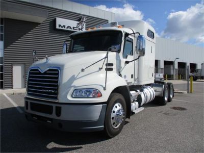 USED 2016 MACK PINNACLE CXU613 SLEEPER TRUCK #$vid