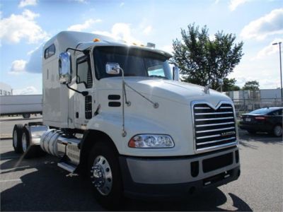 USED 2016 MACK PINNACLE CXU613 SLEEPER TRUCK #$vid