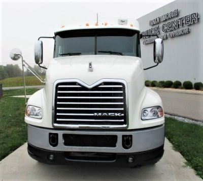 USED 2015 MACK PINNACLE CXU613 SLEEPER TRUCK #$vid