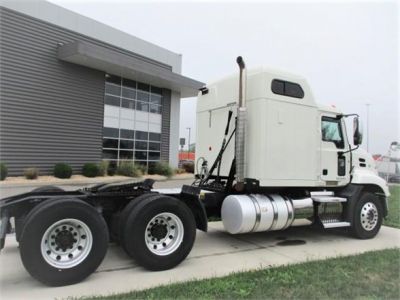 USED 2015 MACK PINNACLE CXU613 SLEEPER TRUCK #$vid