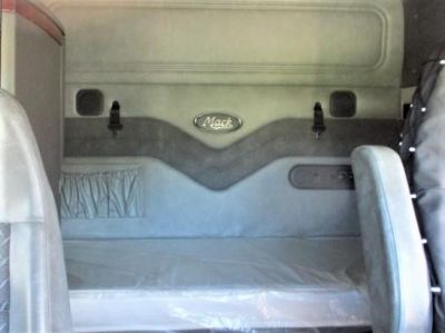 USED 2015 MACK PINNACLE CXU613 SLEEPER TRUCK #$vid