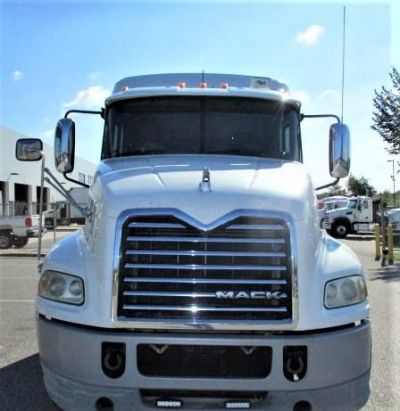 USED 2015 MACK PINNACLE CXU613 SLEEPER TRUCK #$vid