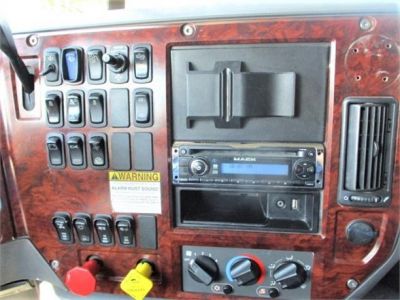 USED 2015 MACK PINNACLE CXU613 SLEEPER TRUCK #$vid