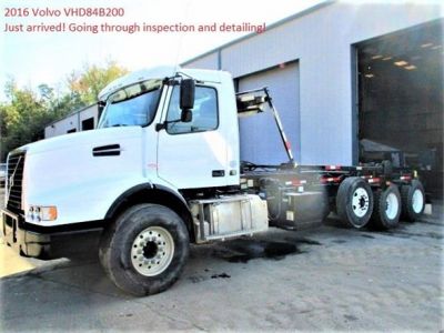 USED 2016 VOLVO VHD84B200 ROLL-OFF GARBAGE TRUCK #$vid