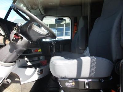 USED 2016 FREIGHTLINER 122SD SLEEPER TRUCK #$vid
