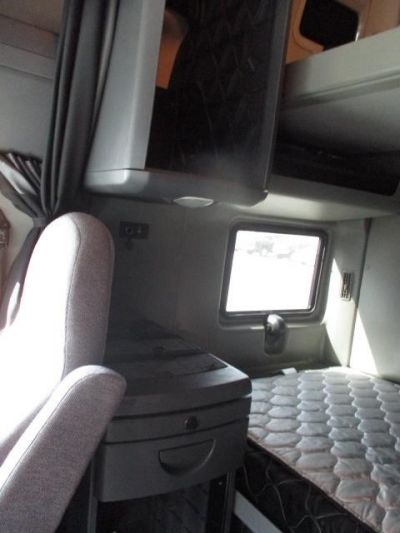 USED 2016 INTERNATIONAL PROSTAR SLEEPER TRUCK #$vid