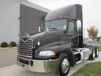 USED 2018 MACK PINNACLE CXU613 DAYCAB TRUCK #$vid
