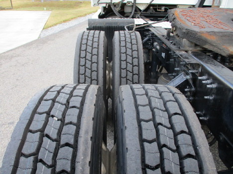 USED 2015 VOLVO VNL64T670 SLEEPER TRUCK #$vid