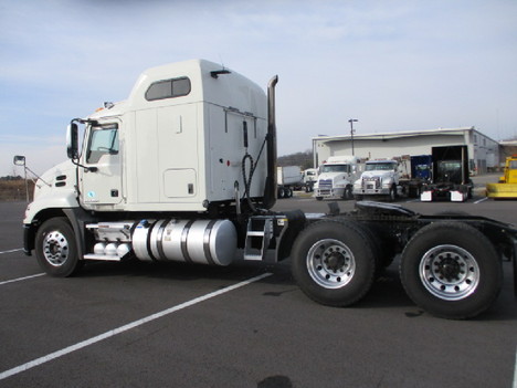 USED 2015 MACK PINNACLE CXU613 SLEEPER TRUCK #$vid
