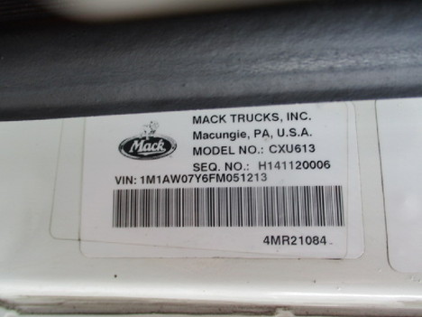 USED 2015 MACK PINNACLE CXU613 SLEEPER TRUCK #$vid