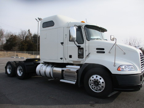 USED 2015 MACK PINNACLE CXU613 SLEEPER TRUCK #$vid