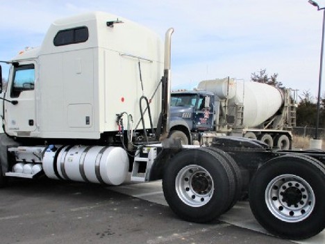USED 2016 MACK PINNACLE CXU613 SLEEPER TRUCK #$vid