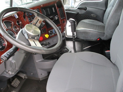 USED 2016 MACK PINNACLE CXU613 SLEEPER TRUCK #$vid