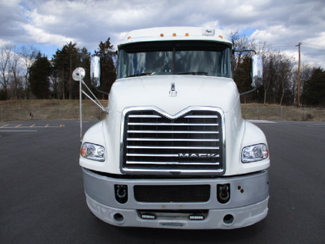 USED 2014 MACK PINNACLE CXU613 SLEEPER TRUCK #$vid
