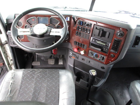 USED 2014 MACK PINNACLE CXU613 SLEEPER TRUCK #$vid