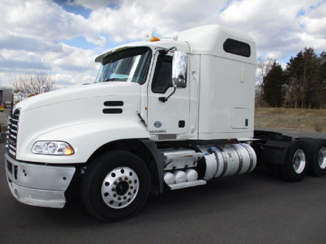 USED 2014 MACK PINNACLE CXU613 SLEEPER TRUCK #$vid