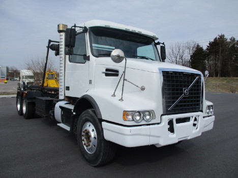 USED 2012 VOLVO VHD64B200 ROLL-OFF GARBAGE TRUCK #$vid