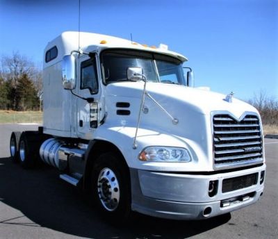 USED 2014 MACK PINNACLE CXU613 SLEEPER TRUCK #$vid