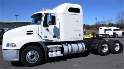 USED 2014 MACK PINNACLE CXU613 SLEEPER TRUCK #$vid