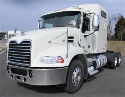 USED 2016 MACK PINNACLE CXU613 SLEEPER TRUCK #$vid