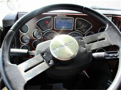 USED 2016 MACK PINNACLE CXU613 SLEEPER TRUCK #$vid