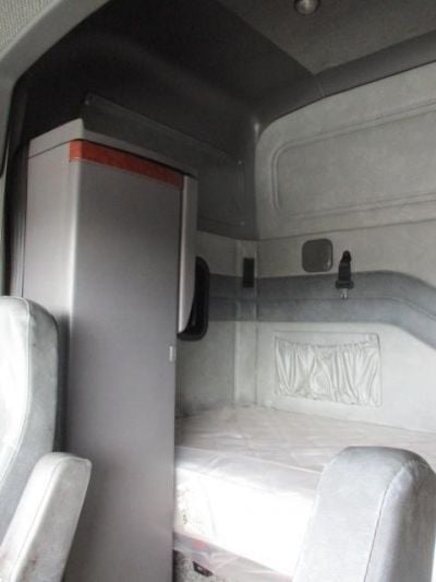 USED 2016 MACK PINNACLE CXU613 SLEEPER TRUCK #$vid