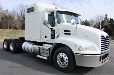 USED 2016 MACK PINNACLE CXU613 SLEEPER TRUCK #$vid
