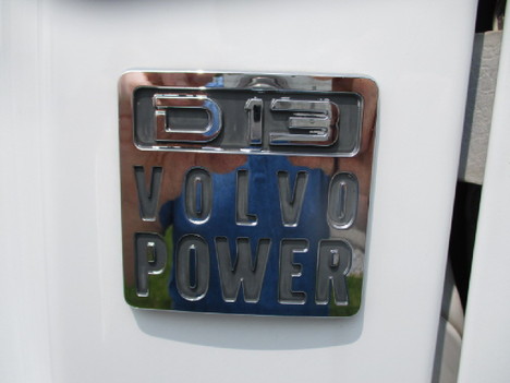 USED 2018 VOLVO VNL64T300 DAYCAB TRUCK #$vid
