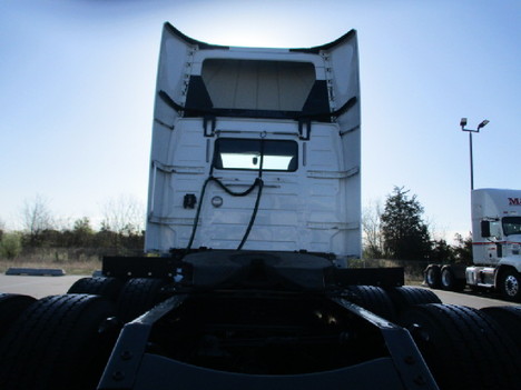 USED 2018 VOLVO VNL64T300 DAYCAB TRUCK #$vid