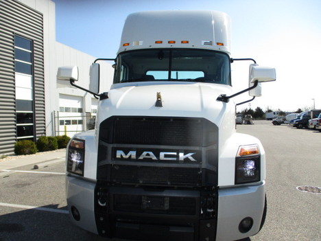 USED 2019 MACK AN64T TANDEM AXLE DAYCAB TRUCK #$vid