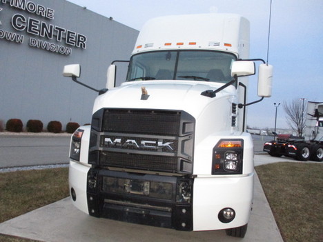 USED 2019 MACK AN64T TANDEM AXLE DAYCAB TRUCK #$vid