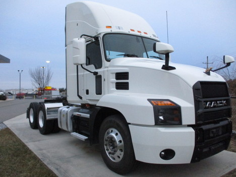 USED 2019 MACK AN64T TANDEM AXLE DAYCAB TRUCK #$vid