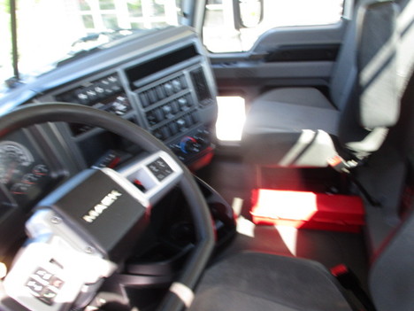 USED 2019 MACK AN64T TANDEM AXLE DAYCAB TRUCK #$vid