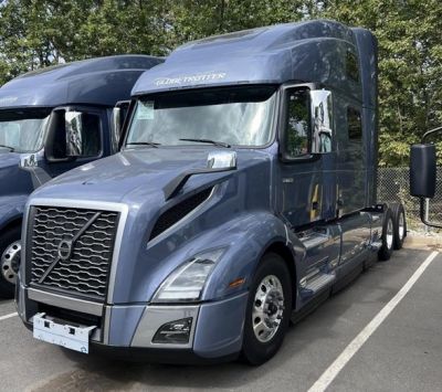 NEW 2025 VOLVO VNL64T860 SLEEPER TRUCK #$vid