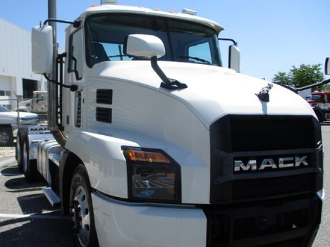 USED 2019 MACK AN64T TANDEM AXLE DAYCAB TRUCK #$vid