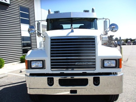 USED 2018 MACK CHU613 TANDEM AXLE DAYCAB TRUCK #$vid