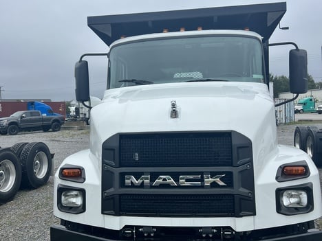 USED 2023 MACK MD6 S/A STEEL DUMP TRUCK #$vid