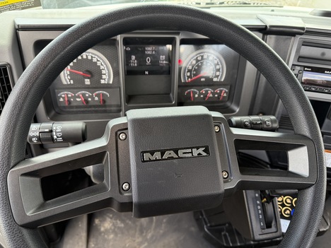 NEW 2025 MACK MD6 SERVICE - UTILITY TRUCK #$vid