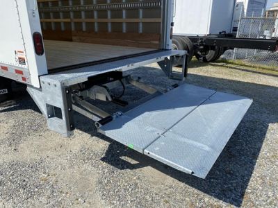 NEW 2024 ISUZU NRR BOX VAN TRUCK #$vid