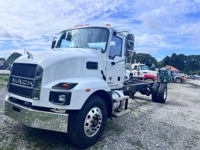 NEW 2025 MACK MD7 CAB CHASSIS TRUCK #$vid