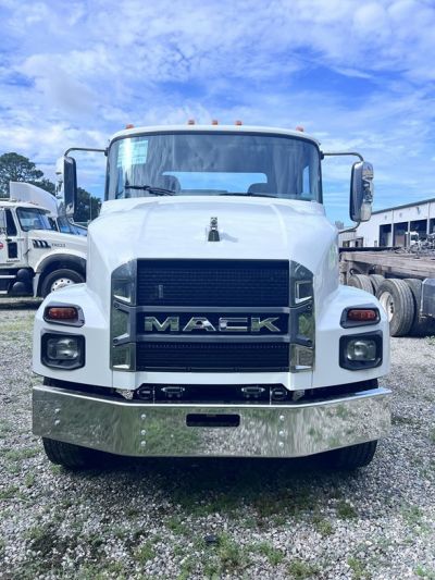 NEW 2025 MACK MD7 CAB CHASSIS TRUCK #$vid